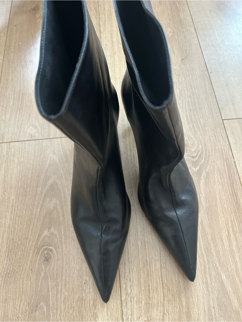 SCHUTZ Black Pointed Toe Ankle Booties